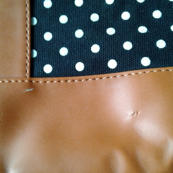 Baoshs Black and White Polka Dot Canvas Travel/ Tote Shoulder Bag - Picture 4 of 6